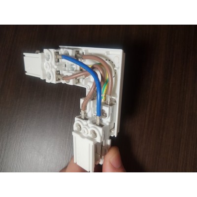 Соединитель L-образный внутренний Novotech Track 3L 135064 220V